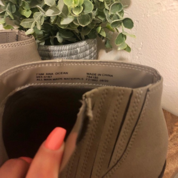 Ana Ocean Block Size 7.5 Taupe/Gray Booties - Picture 7 of 12